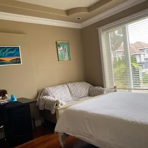 Lucky Suite, Two-bedroom With Independent Entrance In Close To Yvr , Richmond Canada